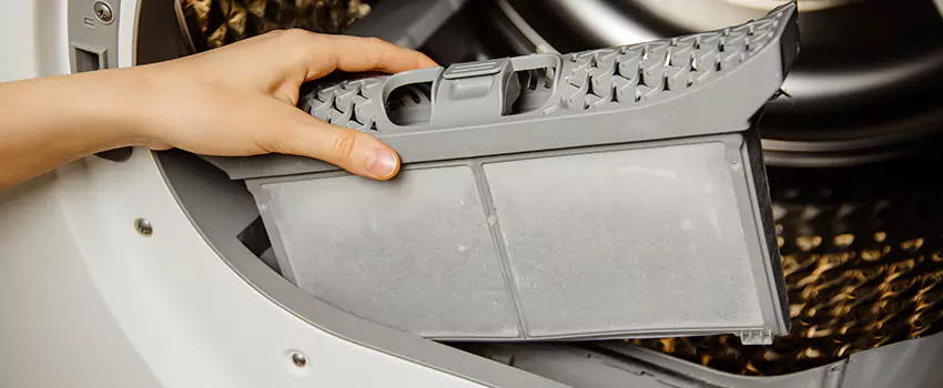 Signs Of A Clogged Dryer Lint Trap in Vincent, California